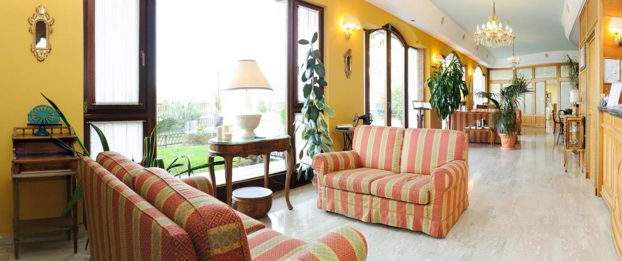 L'Ottava Hotel Monte Compatri Bagian luar foto